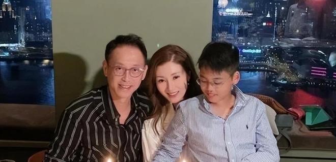 卢克·科内特语音轰炸勒布朗：来马刺吧！